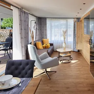 Maximilian Aparthotel